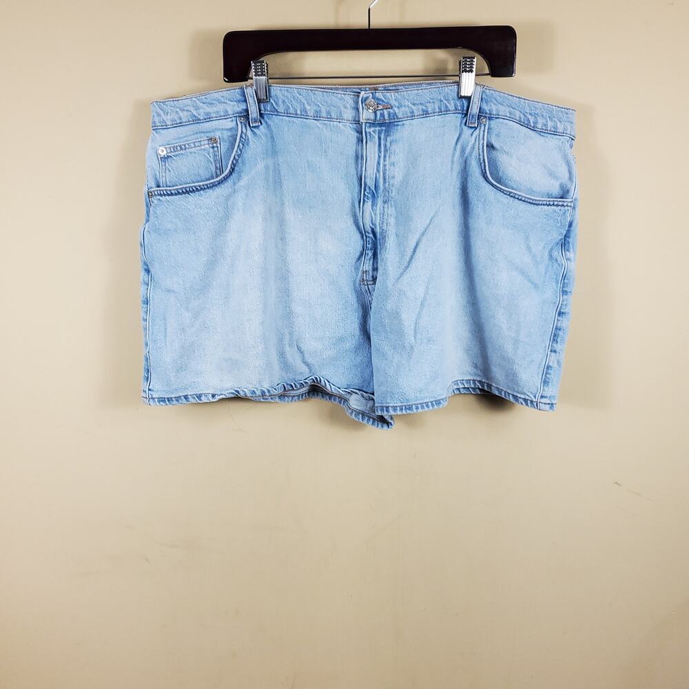 ASOS Curve Light Wash Denim Shorts Size 20